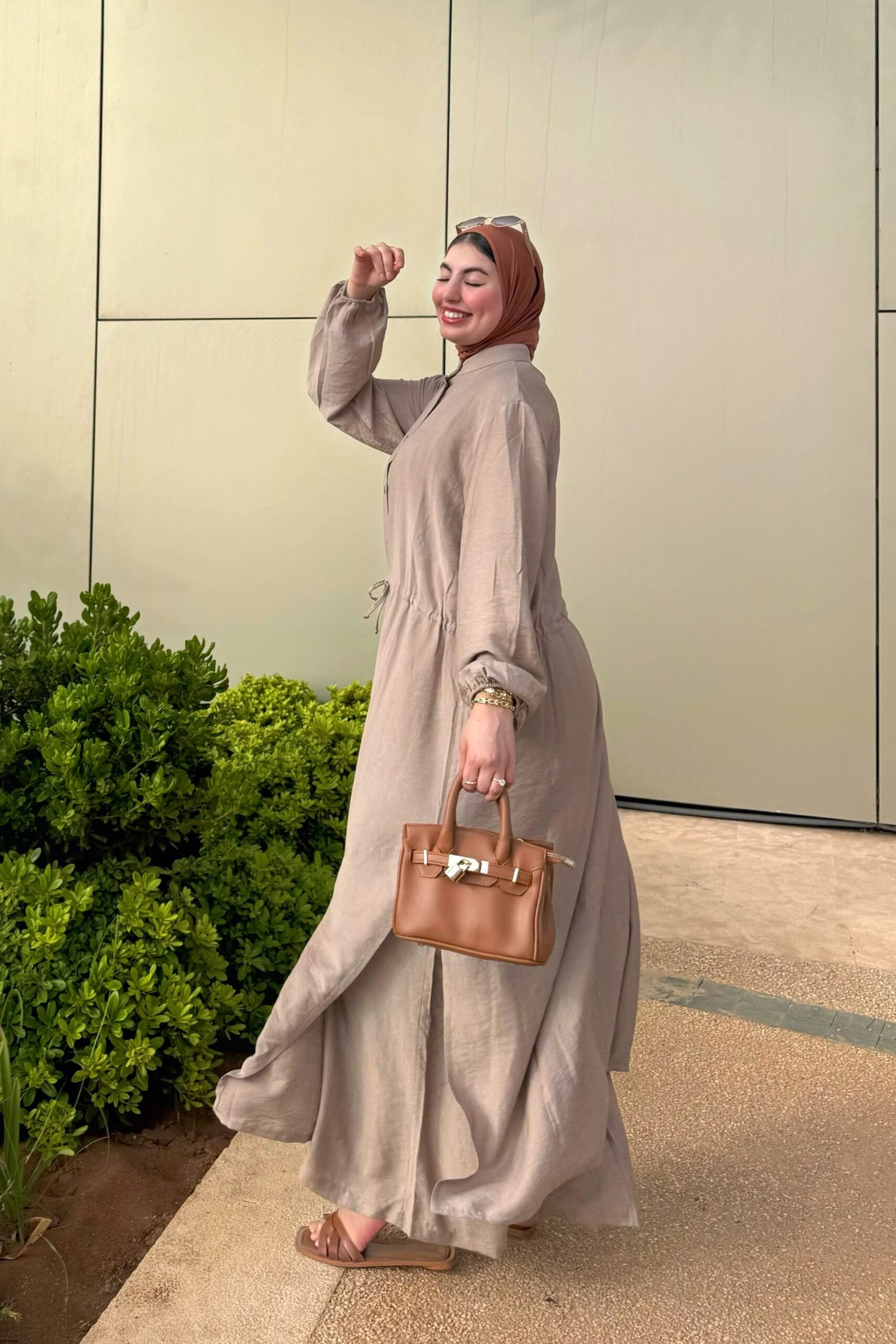 {"source_type":"hypic","tiktok_developers_3p_anchor_params":"{"filter_id":[],"client_key":"awgvo7gzpeas2ho6","template_id":"","capability_key":["edit"],"capability_extra_v2":{"edit":[{"panel":"composition"},{"panel":"one_key_edit"}]}}","data":{"pictureId":"6192B2A7-C330-4931-9564-8B61777F9DEA","stickerId":"","os":"ios","product":"retouch","filterId":"","appversion":"6.7.0","enter_from":"enter_launch","infoStickerId":"","imageEffectId":"","activityName":"","playId":""}}